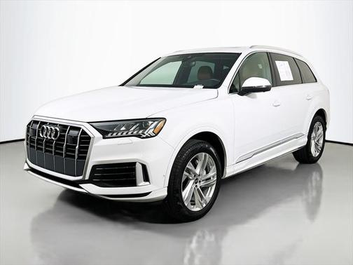 2024 Audi Q7 55 Premium Plus