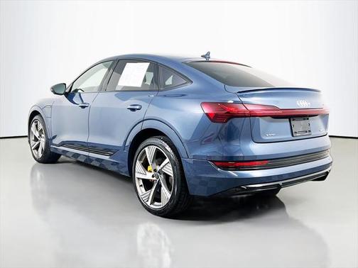 2022 Audi e-tron Sportback S line Prestige