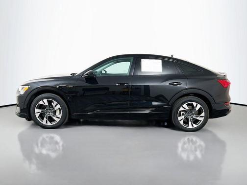 2022 Audi e-tron Sportback S line Premium