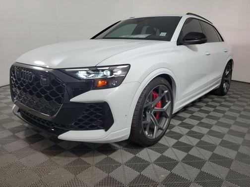 Glacier White Metallic 2026 Audi RS Q8 4.0T
