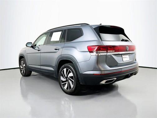 2024 Volkswagen Atlas 2.0T SE w/Technology 4MOTION