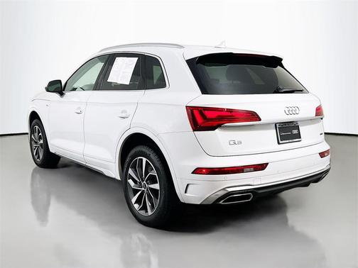 2024 Audi Q5 45 S line Premium