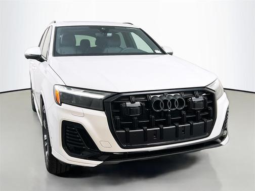 2026 Audi Q7 45 Premium