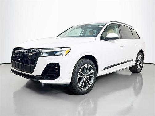 2026 Audi Q7 55 Premium