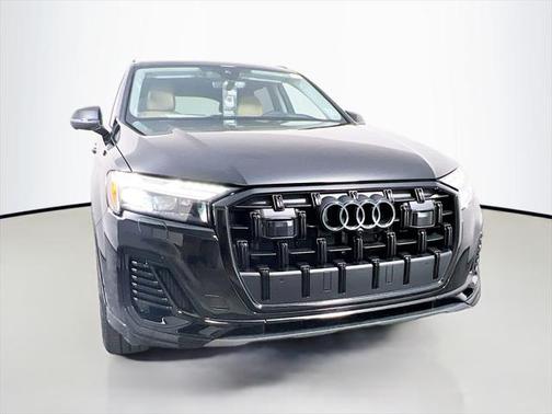 2025 Audi Q7 55 Prestige