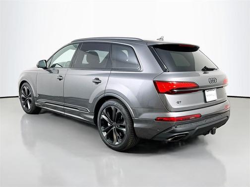 2026 Audi Q7 55 Premium Plus