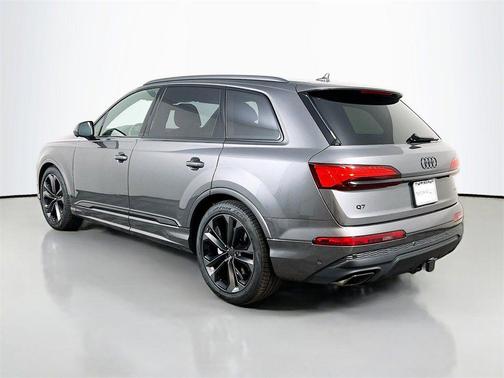 2026 Audi Q7 55 Premium Plus