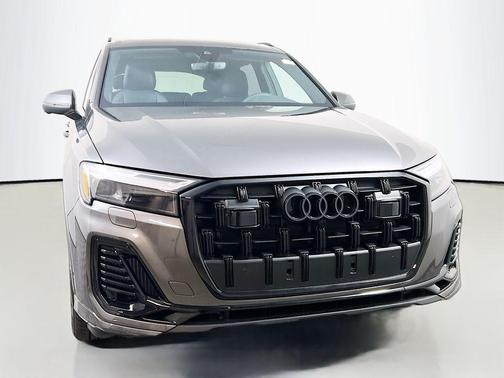 2026 Audi Q7 55 Premium Plus