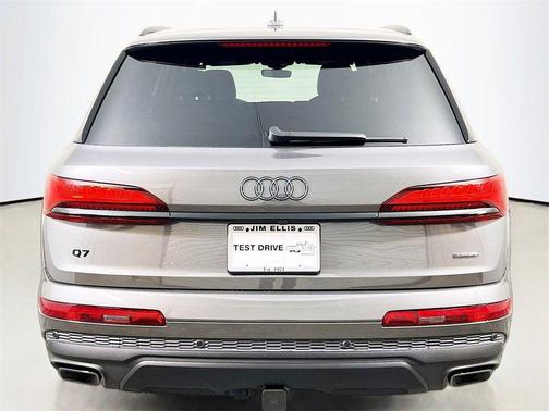 2026 Audi Q7 55 Premium Plus