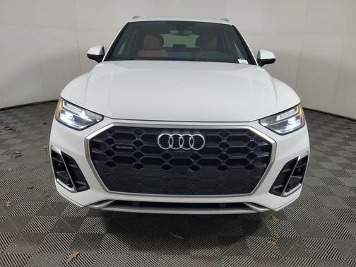 2025 Audi Q5 45 S line Premium Plus