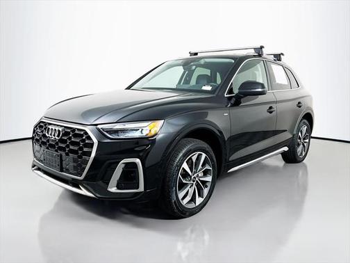 2022 Audi Q5 45 S line Premium Plus