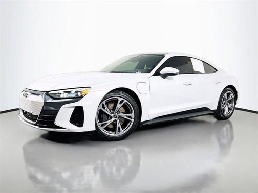 2024 Audi e-tron GT Premium Plus quattro