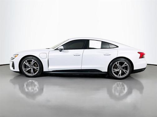 2024 Audi e-tron GT Premium Plus quattro