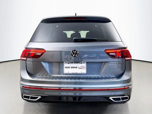 2022 Volkswagen Tiguan 2.0T SEL R-Line 4MOTION