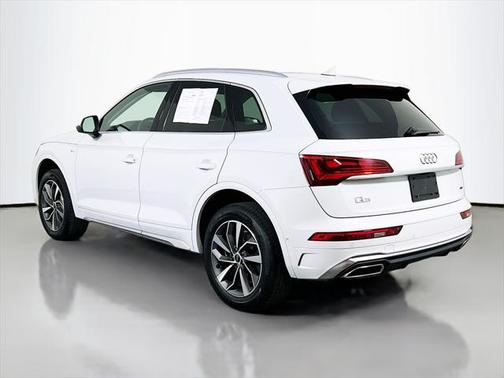 2024 Audi Q5 45 S line Prestige