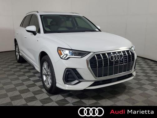 Arkona White 2024 Audi Q3 Premium 45 TFSI S line quattro Tiptronic