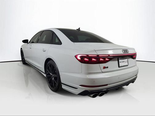 Glacier White Metallic 2023 Audi S8 4.0T