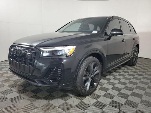 2025 Audi Q7 55 Premium Plus
