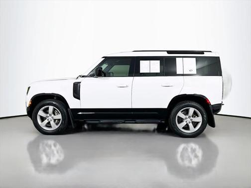 2024 Land Rover Defender 110 P400 X-Dynamic SE