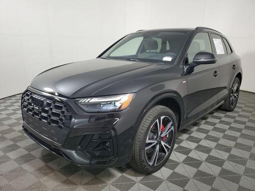 Mythos Black Metallic 2025 Audi Q5 45 S line Prestige