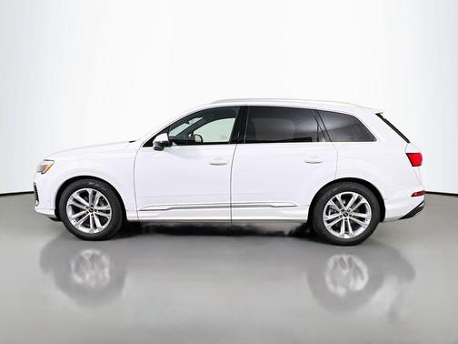 2026 Audi Q7 55 Premium Plus