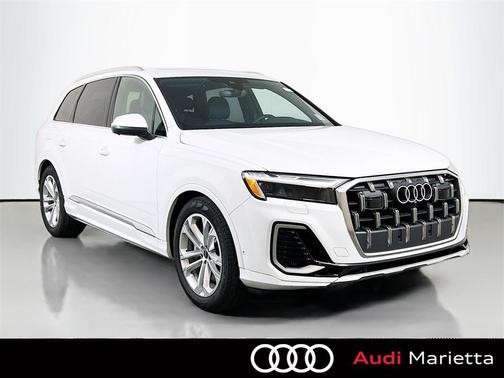 2026 Audi Q7 55 Premium Plus