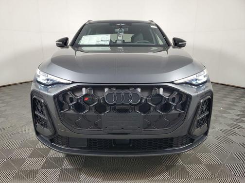 Daytona Gray Pearl Effect 2026 Audi SQ5 3.0T Premium Plus