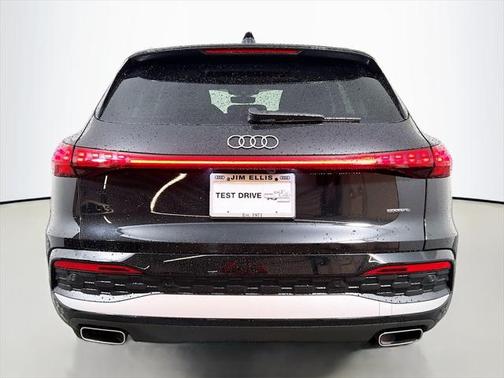 2025 Audi Q5 Premium Plus