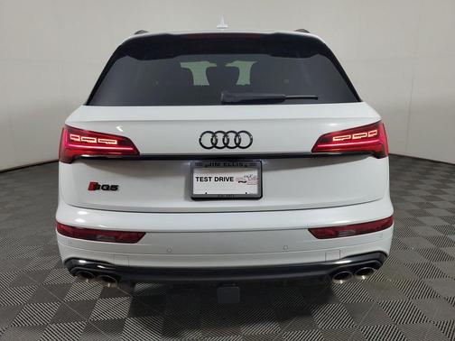 Glacier White Metallic 2023 Audi SQ5 3.0T Prestige