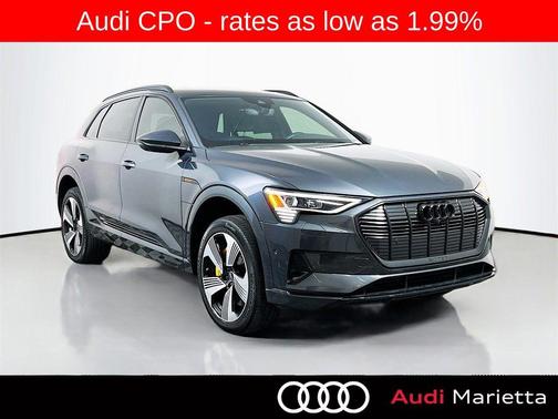 2022 Audi e-tron Premium Plus