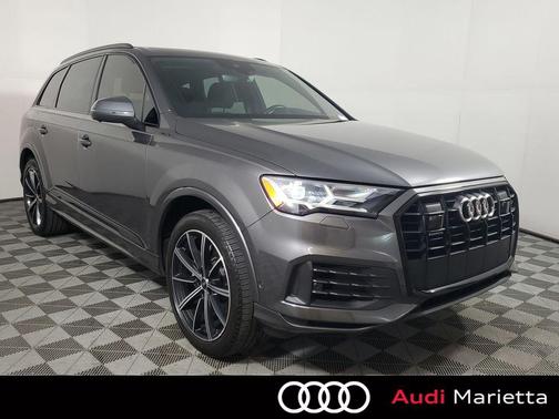 2021 Audi Q7 55 Premium Plus