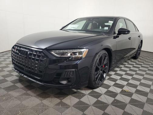 Sebring Black Crystal Effect 2026 Audi S8 4.0T
