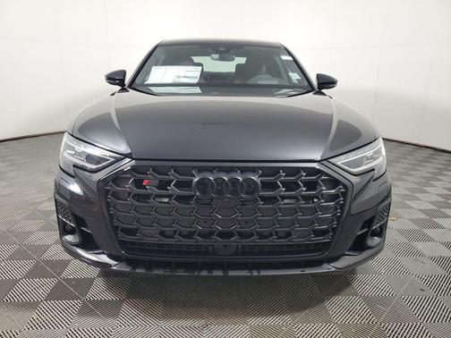 Sebring Black Crystal Effect 2026 Audi S8 4.0T