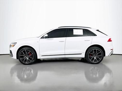 2022 Audi Q8 55 Premium Plus