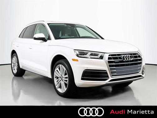 2018 Audi Q5 2.0T Premium Plus