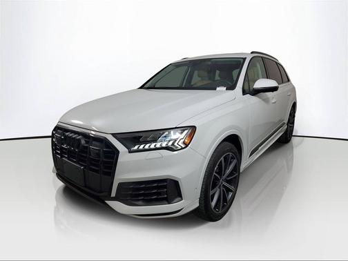 Glacier White Metallic 2023 Audi Q7 55 Premium Plus