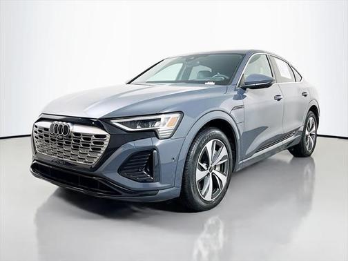 2024 Audi Q8 e-tron Prestige