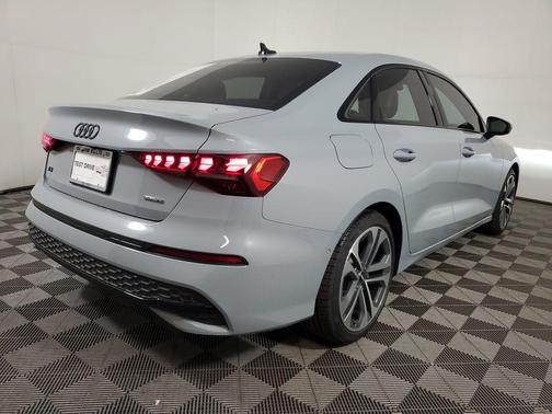 Arrow Gray Pearl Effect 2026 Audi A3 Premium