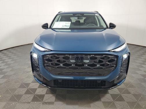 Malpelo Blue Metallic 2026 Audi Q3 TFSI quattro S tronic