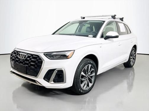 2023 Audi Q5 45 S line Premium Plus