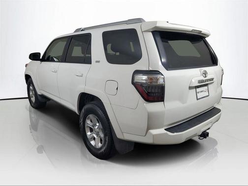 Super White 2018 Toyota 4Runner SR5