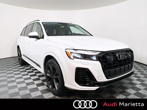2025 Audi Q7 55 Premium Plus