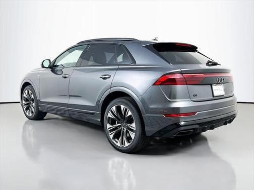 2025 Audi Q8 55 Premium Plus