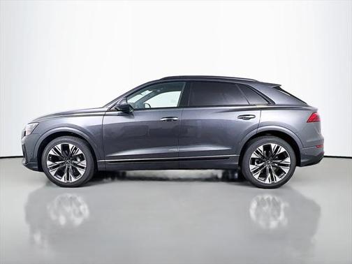 2025 Audi Q8 55 Premium Plus