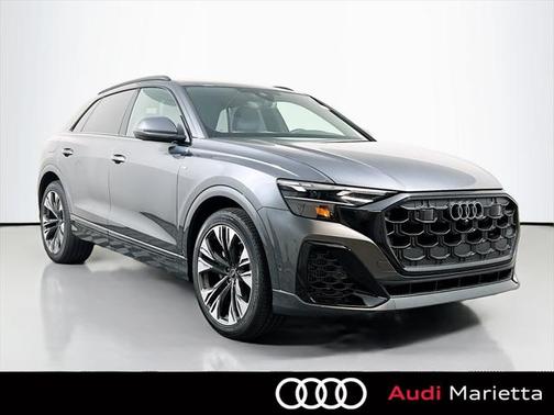 2025 Audi Q8 55 Premium Plus