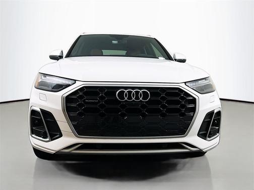 2023 Audi Q5 45 S line Prestige