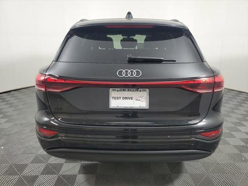 2025 Audi Q6 e-tron Premium