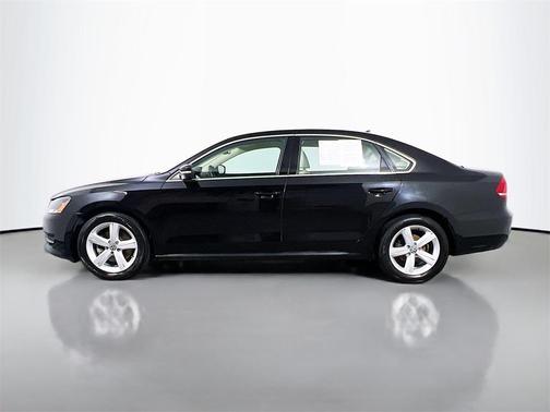 2013 Volkswagen Passat 2.5 SE