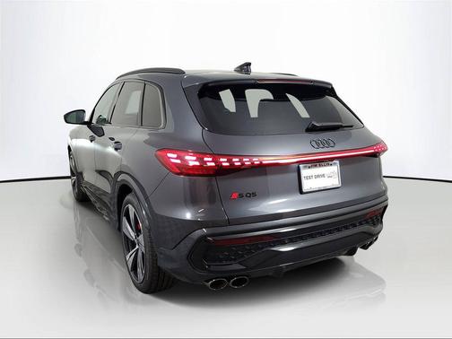 Tambora Gray Metallic 2026 Audi SQ5 3.0T Premium Plus
