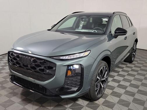 Sage Green Metallic 2026 Audi Q3 TFSI quattro S tronic